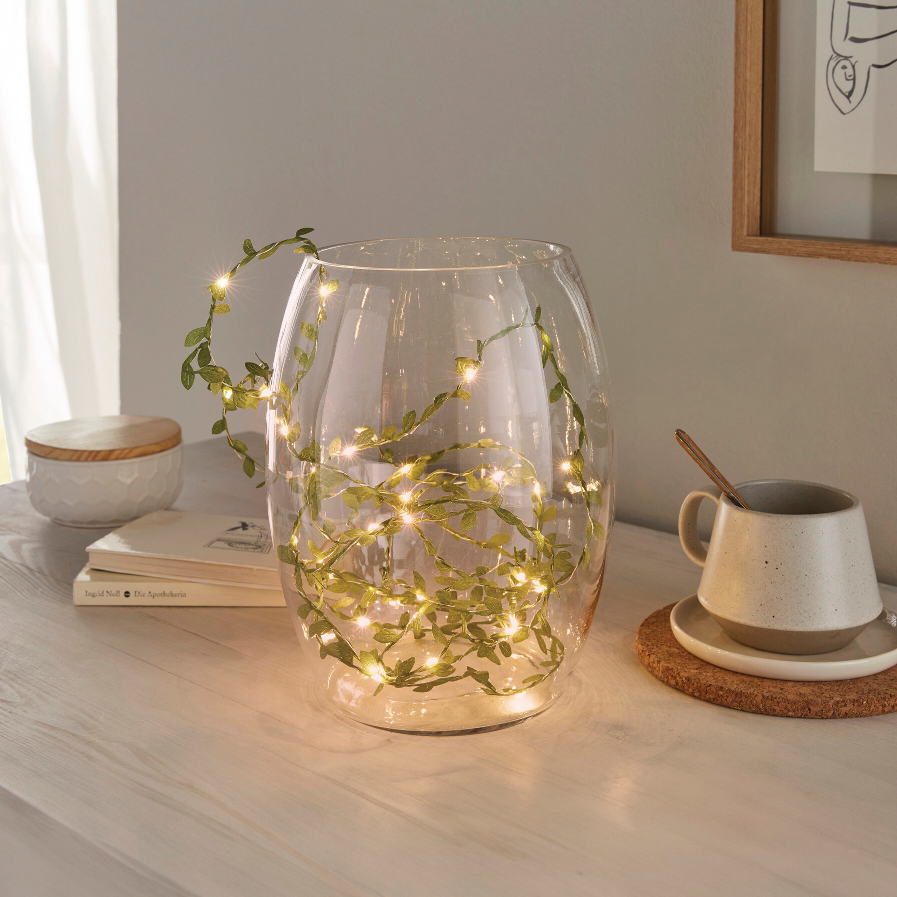 LED-Lichterkette "Buchs" im Frank Flechtwaren Online Shop für Ostern kaufen LED-Lichterkette "Buchs" im Frank Flechtwaren Online Shop für Ostern kaufen