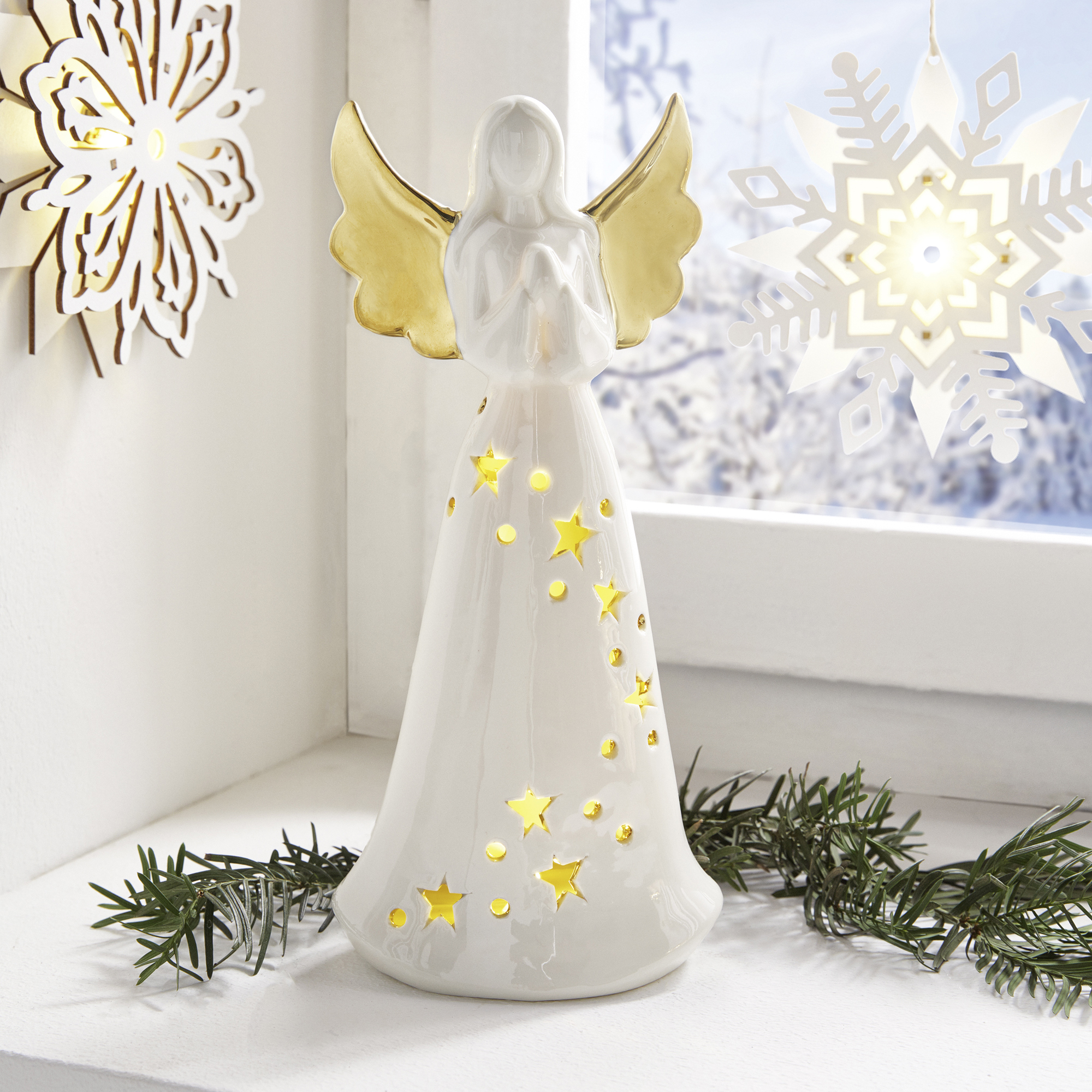 LED-Engel "Goldflügel"  im Frank Flechtwaren Online Shop kaufen