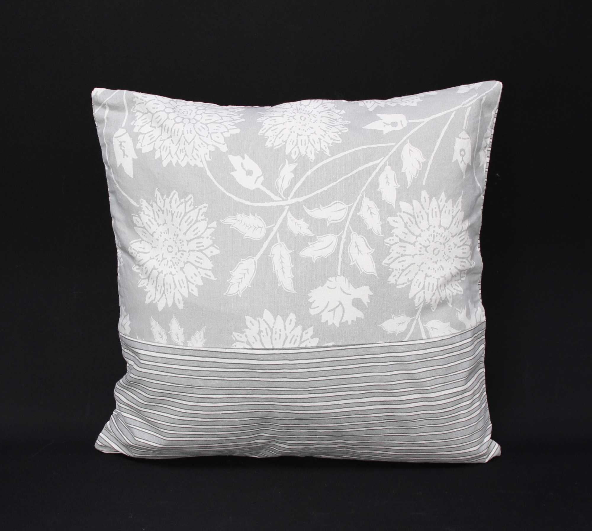 Kissenhülle "Flora" im Frank Flechtwaren Online Shop für Kissenhüllen kaufen Kissenhülle "Flora" im Frank Flechtwaren Online Shop für Kissenhüllen kaufen