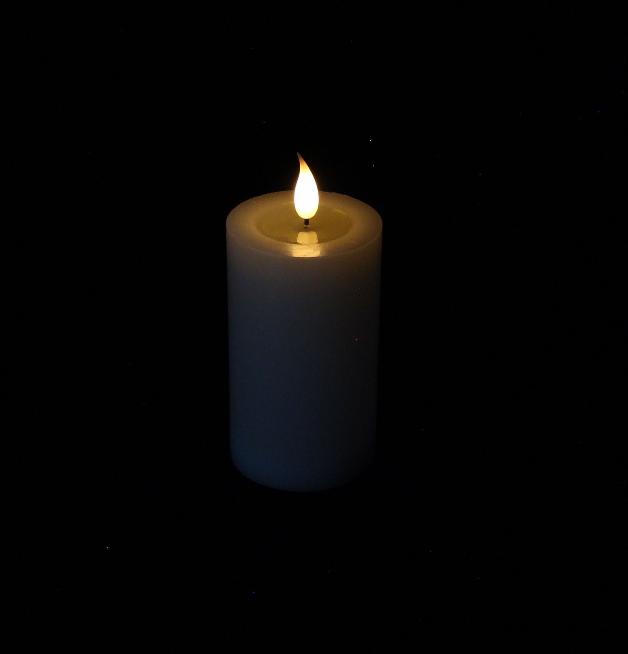 LED-Kerze "Classic", 2er Set  im Frank Flechtwaren Online Shop für Ostern kaufen